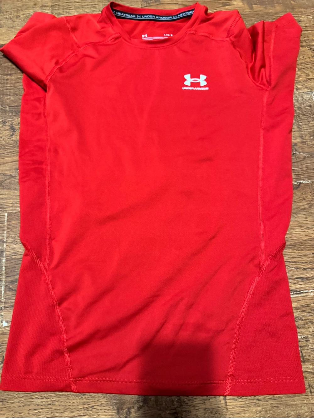 Under Armour HeatGear Red compression Athletic Shirt Boys L NEW
